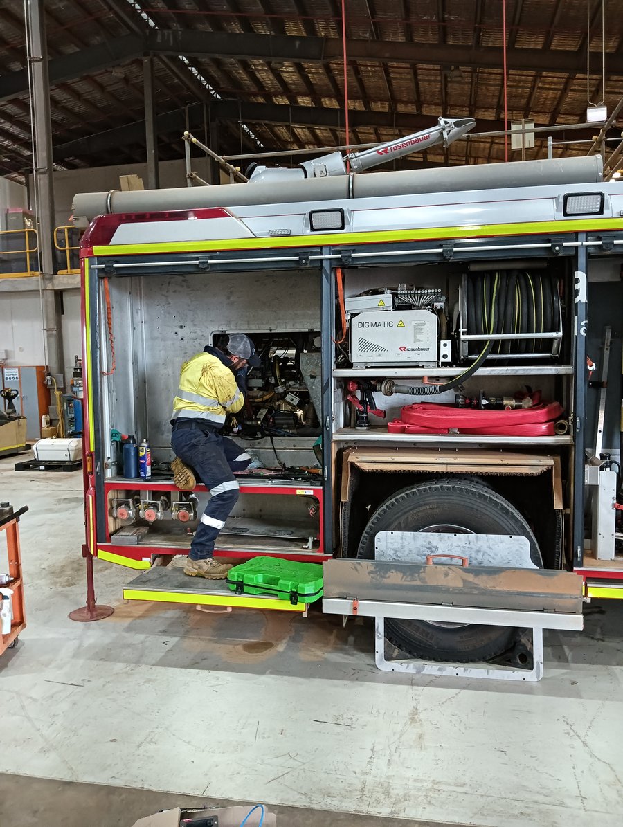 1000003268 Servicing and Maintenance 10 1000003268 Servicing and Maintenance 9